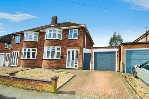 3 bedroom semi-detached house for sale, Steyning Crescent, Glenfield, LE3