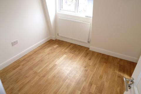 undefined, Hazelbury Crescent, Bury Park LU1