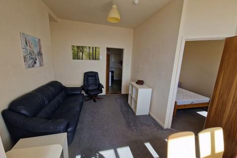 1 bedroom flat to rent, The Promenade, Swansea, SA1 6