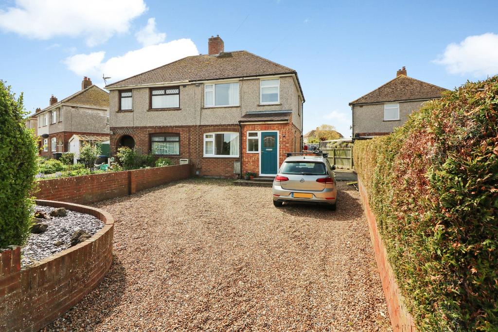 Poulders Gardens, Sandwich 3 bed semidetached house for sale £275,000