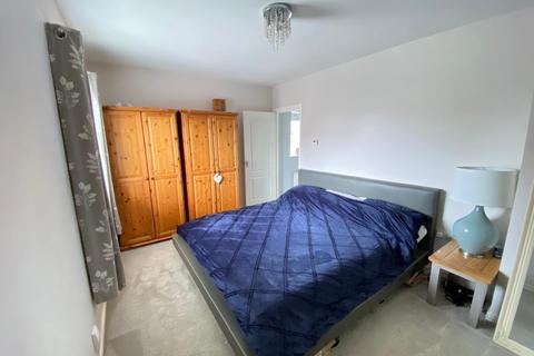 3 bedroom detached house for sale, Lle Crymlyn, Llandarcy, Neath.