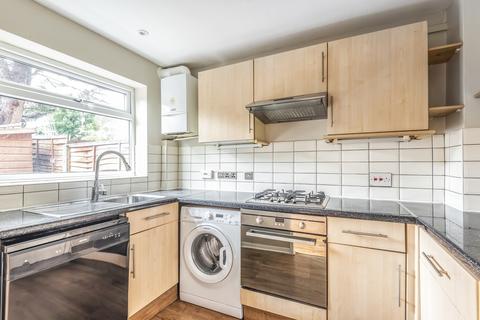 3 bedroom house to rent, Orchard Grove London SE20