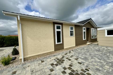 2 bedroom park home for sale, Ely, Cambridgeshire, CB6