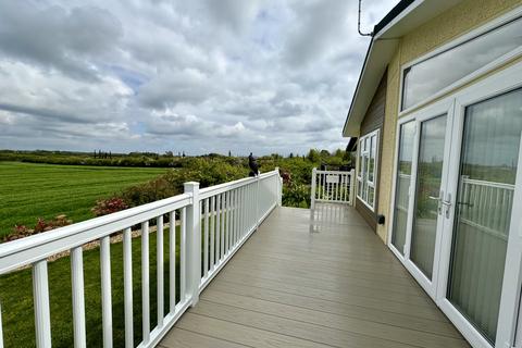 2 bedroom park home for sale, Ely, Cambridgeshire, CB6