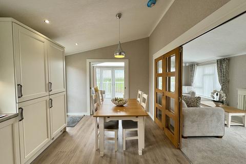 2 bedroom park home for sale, Ely, Cambridgeshire, CB6