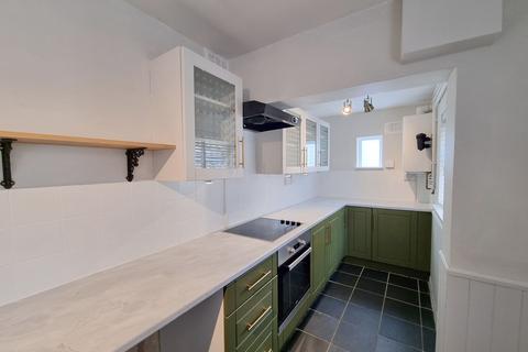 3 bedroom terraced house to rent, Malvern, Malvern WR14