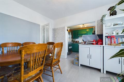 63 Byrne Drive, Southend-on-sea, SS2 6SA