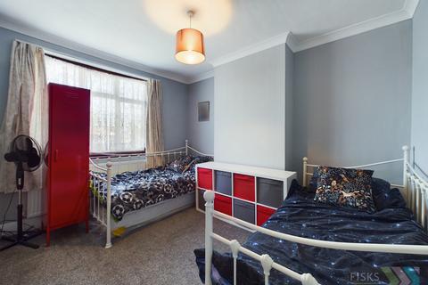 63 Byrne Drive, Southend-on-sea, SS2 6SA