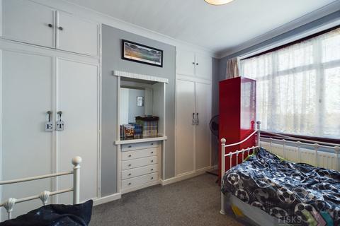 63 Byrne Drive, Southend-on-sea, SS2 6SA