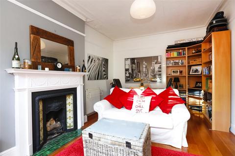 1 bedroom apartment for sale, Sheen Road, Richmond, TW10