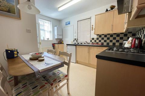 2 bedroom flat for sale, St. Florence Parade, Tenby, Pembrokeshire, SA70