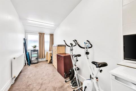 59 Bedonwell Road, Bexleyheath, DA7 5PS
