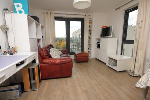2 bedroom flat to rent, Cardinal Place, Woking GU22
