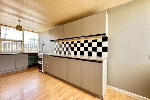3 bedroom terraced house for sale, Cuffling Drive, Braunstone Frith