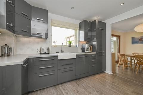 18 Rosedale Grove, Rosewell, EH24 9DQ