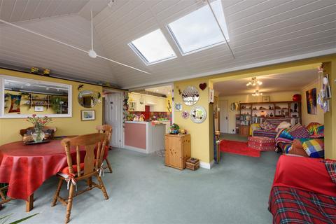 3 bedroom semi-detached bungalow for sale, Chapmans Close, Frome, BA11 2SH