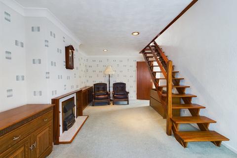 36 Wheatley Road, Corringham, Stanford-le-hope, SS17 9EF