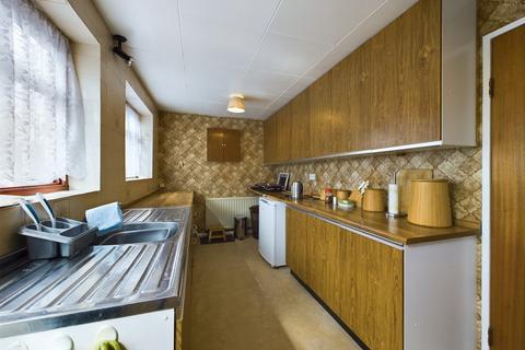 36 Wheatley Road, Corringham, Stanford-le-hope, SS17 9EF