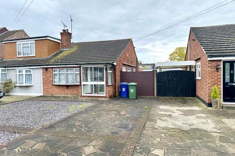 3 bedroom semi-detached house for sale, Wheatley Road, Corringham, SS17