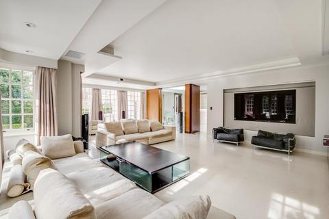6 bedroom detached house to rent, Ingram Avenue, Hampstead Garden Suburb, NW11