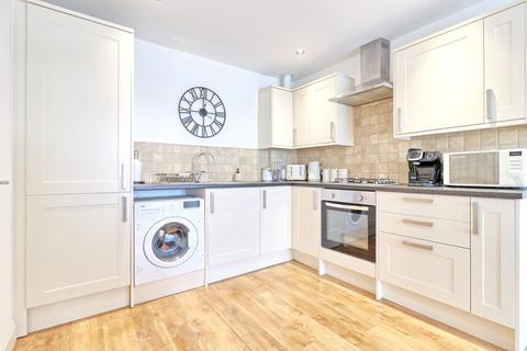 1 bedroom apartment for sale, Abby House, London Road, Leigh-on-Sea, Essex SS9