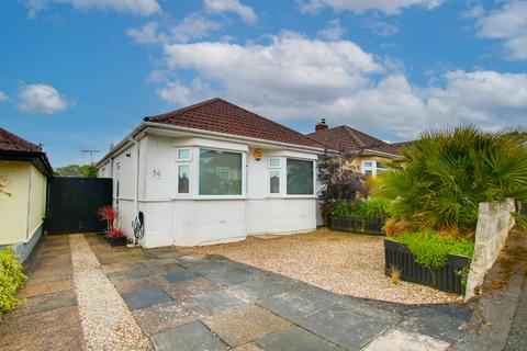 2 bedroom detached bungalow for sale, MIDANBURY! BEAUTIFULLY PRESENTED! SUMMER HOUSE!