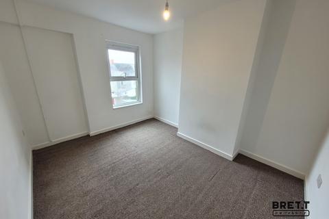 undefined, 8 Warwick Road, Milford Haven, Pembrokeshire. SA73 2LP
