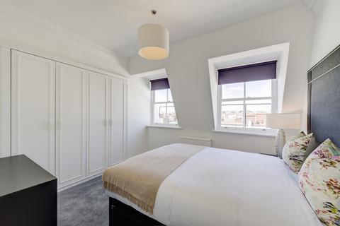 2 bedroom apartment to rent, Somerset Court W8