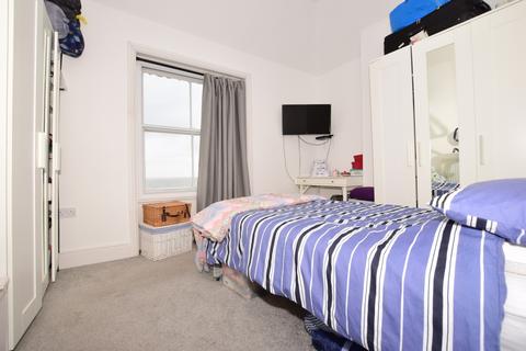 3 bedroom apartment to rent, Central Parade Herne Bay CT6