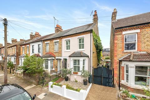 4 bedroom end of terrace house for sale, Osterley Park View Road, Hanwell, W7