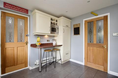 8 Chestnut Close, Baltonsborough, Glastonbury, BA6 8PH