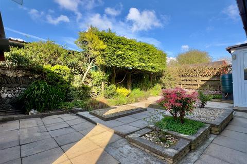 12 Belmont Close, Delabole, PL33 9EQ