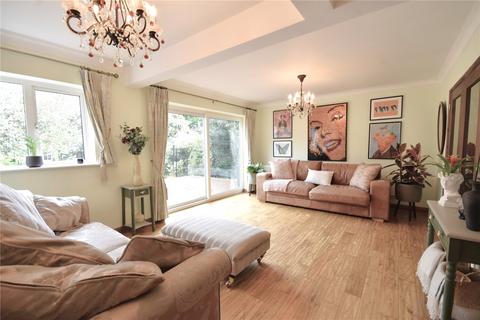 4 bedroom detached house for sale, Horley, Surrey, RH6