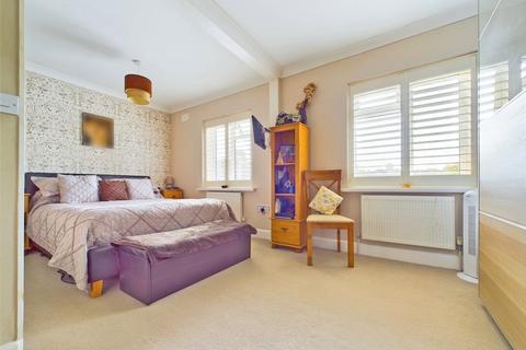 83 Exton Road, Bournemouth, BH6 5QQ