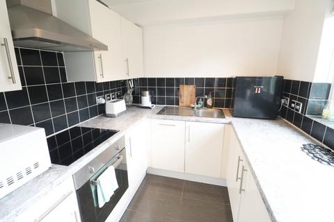 35 Kipling Drive, London, SW19 1TJ