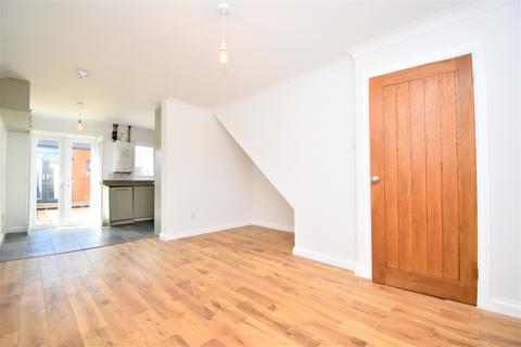 2 bedroom terraced house to rent, Coptefield Drive Belvedere DA17