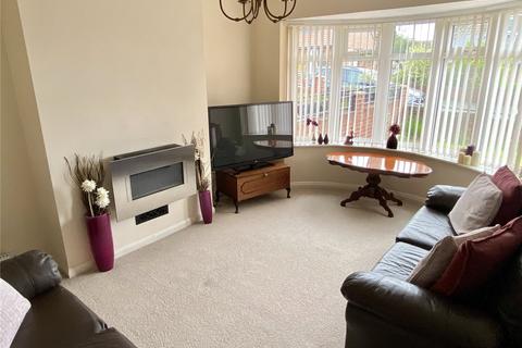 3 bedroom semi-detached house for sale, Highfield Mount, Thornhill, Dewsbury, WF12