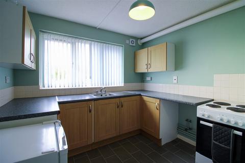 1 bedroom flat to rent, Lingen Close, Redditch B98
