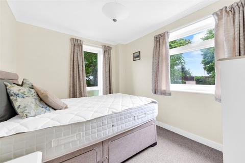 2 bedroom apartment for sale, Kempton Close, Northumberland Heath, Erith, Kent, DA8