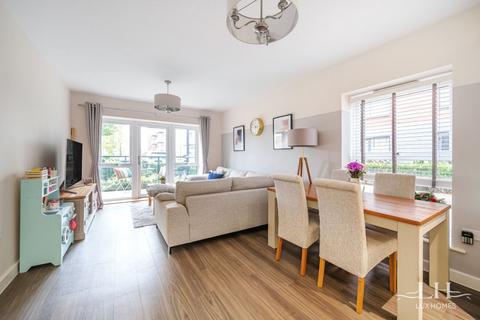 Flat 1, Thistle House, 1 Wildcary Lane, Romford, RM3 0LZ