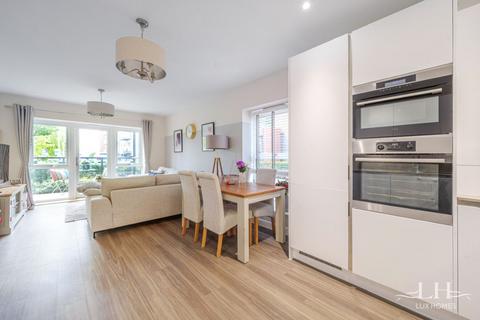 Flat 1, Thistle House, 1 Wildcary Lane, Romford, RM3 0LZ