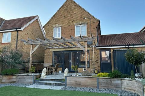 27 Ardent Road, Whitfield, Dover, CT16 2GP