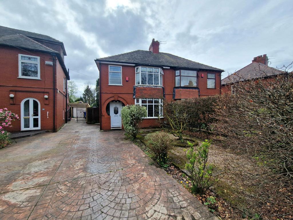 Firs Avenue, AshtonUnderLyne, OL6 3 bed semidetached house for sale