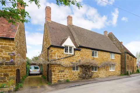 4 bedroom detached house for sale, Church Street, Fenny Compton, Southam, Warwickshire, CV47
