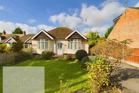 2 bedroom detached bungalow for sale, Nottingham Road, Burton Joyce, Nottingham