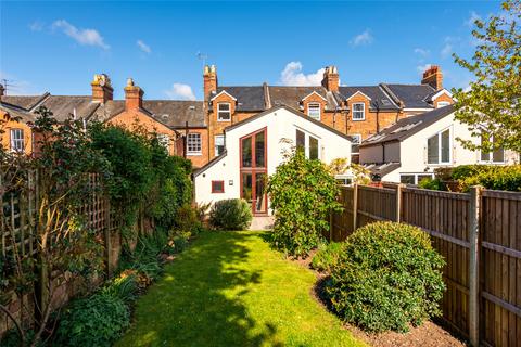 4 bedroom terraced house for sale, Whinbush Road, Hitchin, Hertfordshire, SG5