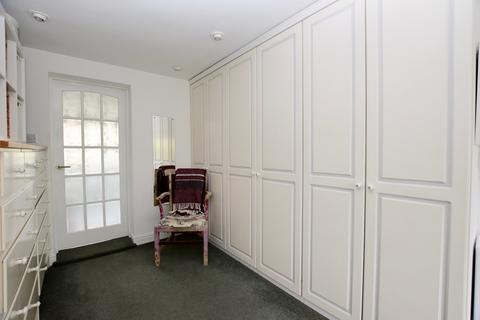 31 Burnby Lane, Pocklington, York, YO42 2QB