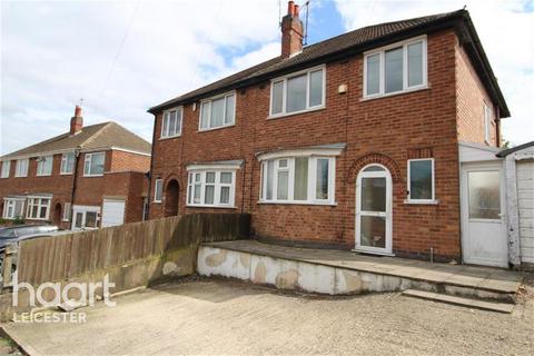 3 bedroom semi-detached house to rent, Heacham Drive