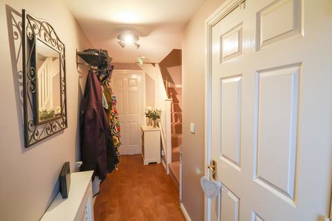 4 bedroom townhouse for sale, Buttercup Close, Glossop SK13
