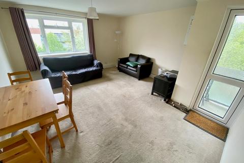 2 bedroom apartment for sale, Woodcote Road, South Wallington